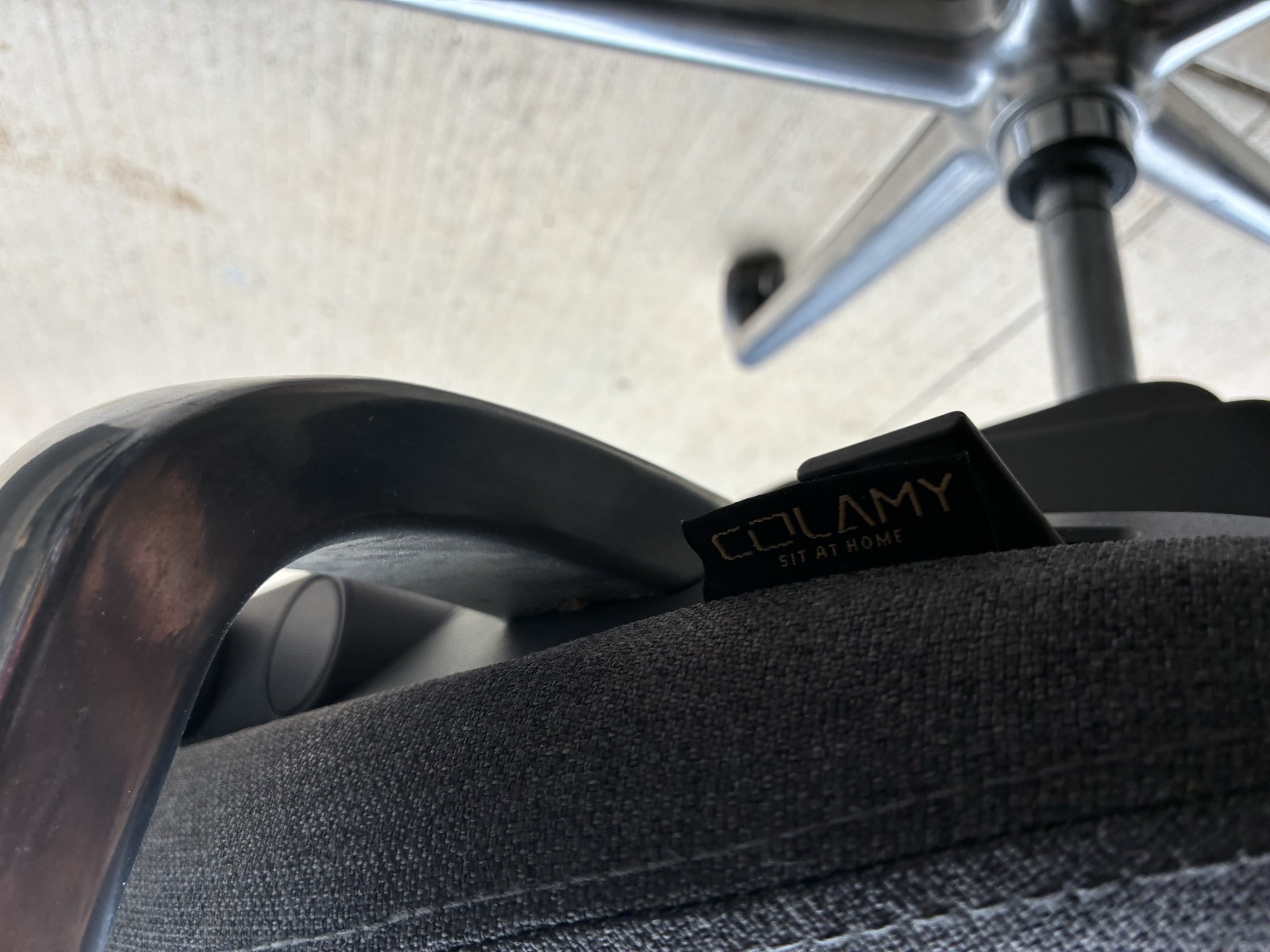 Colamy chair detail