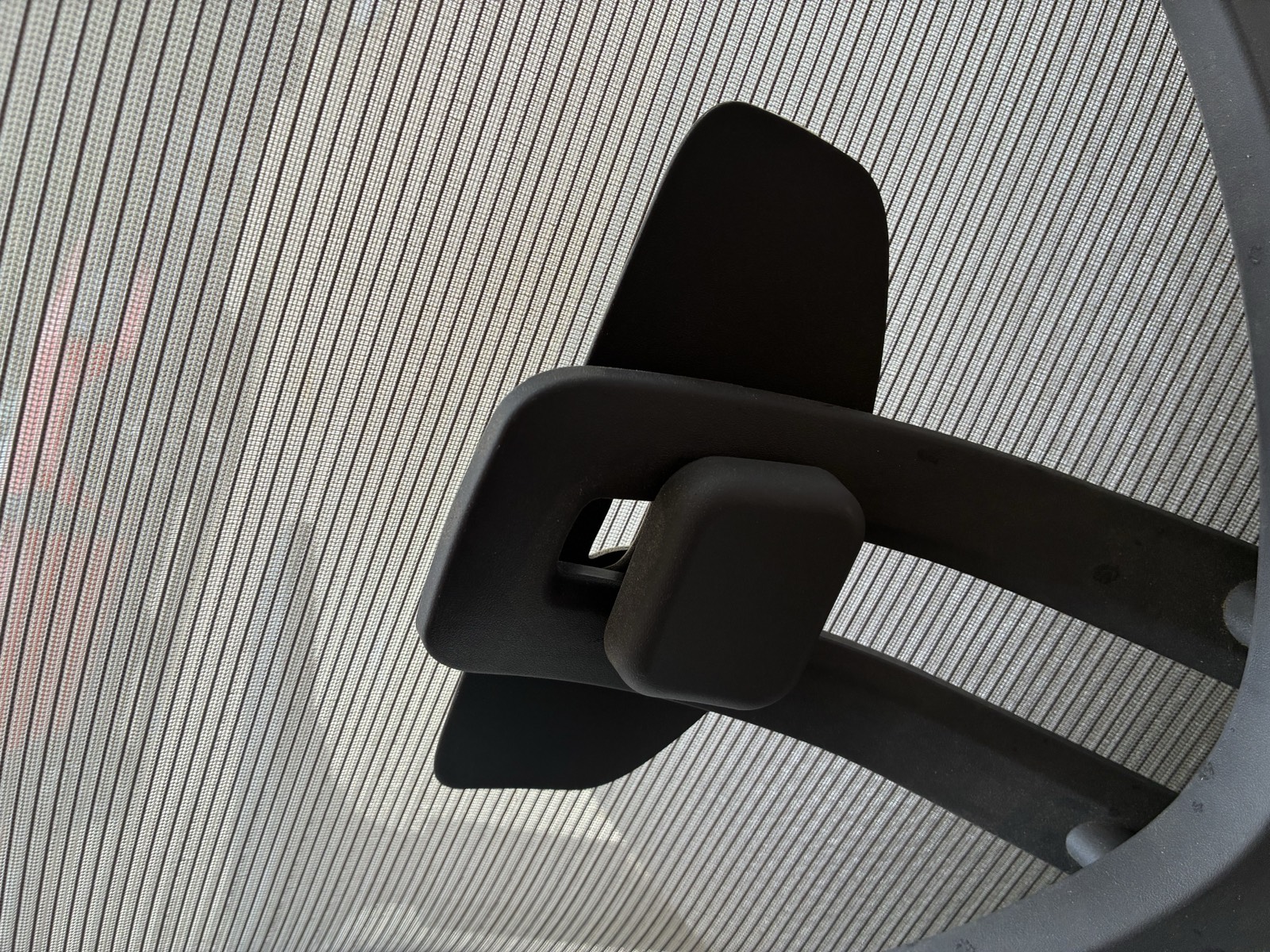 Colamy chair detail